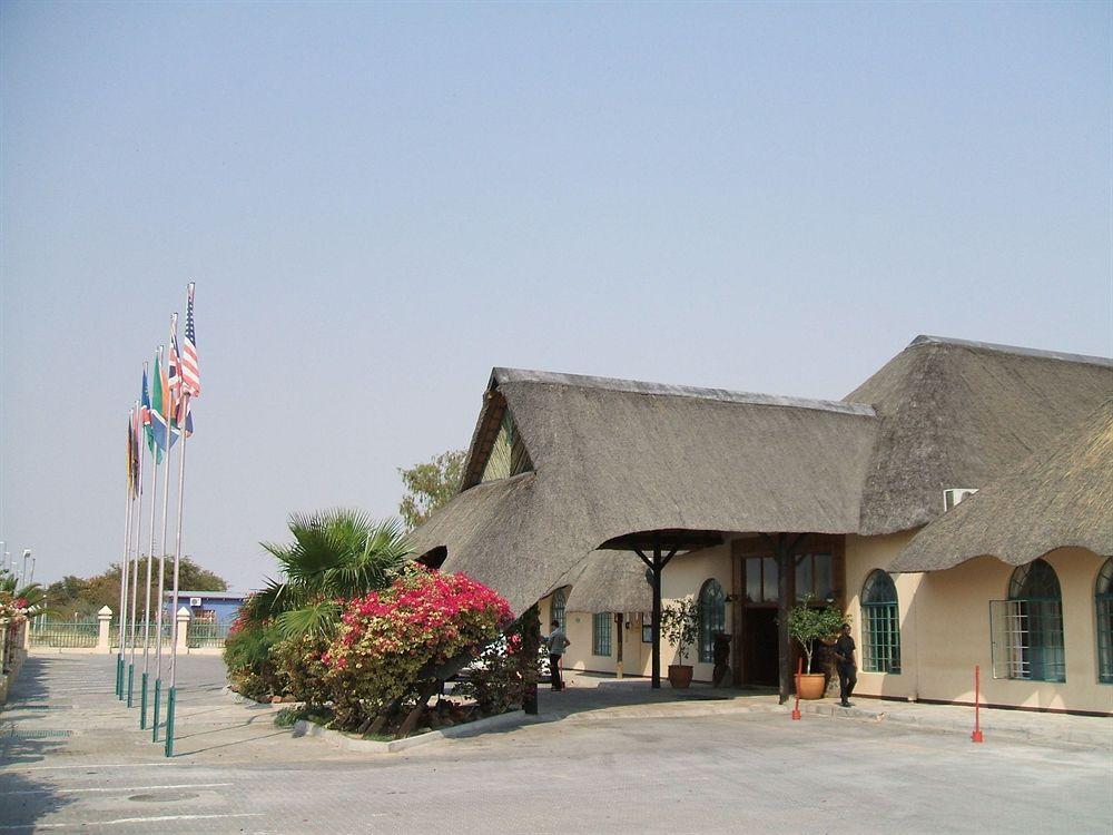 Hôtel Oshakati Country Extérieur photo